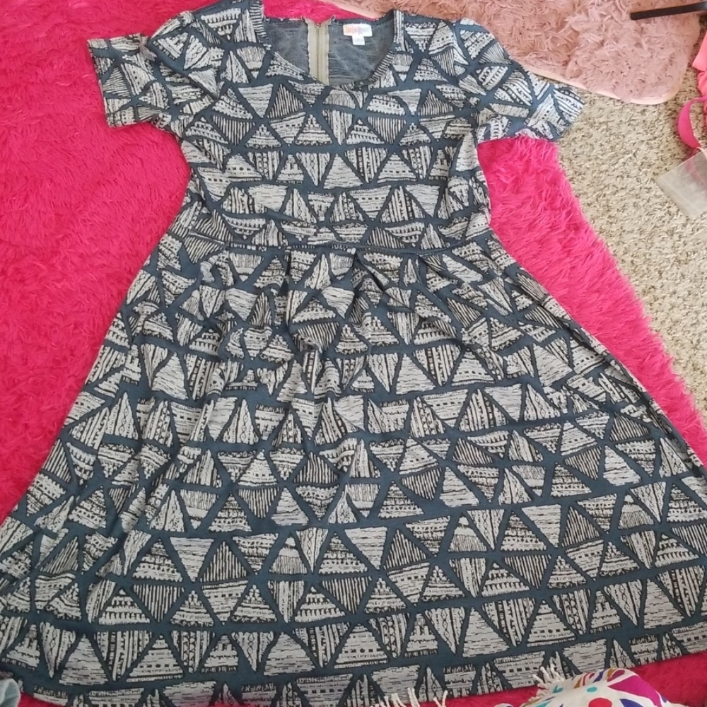 Amelia blue grey